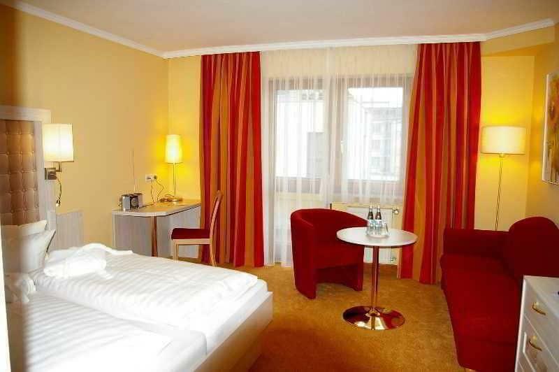 Parkhotel Бад-Фюссінг Екстер'єр фото